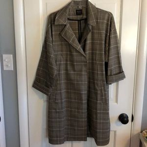 Trendy long plaid blazer